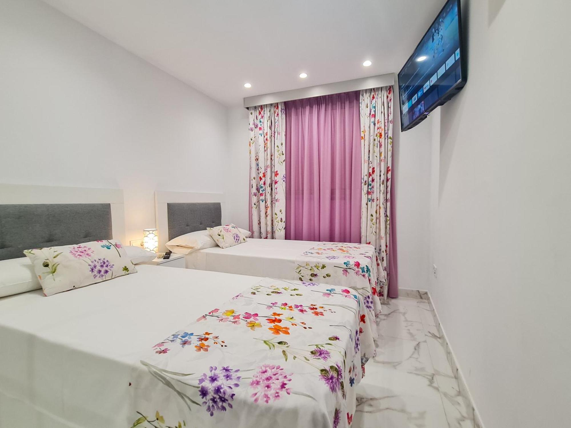 Apartamento Edificio Astoria Benidorm Exterior foto